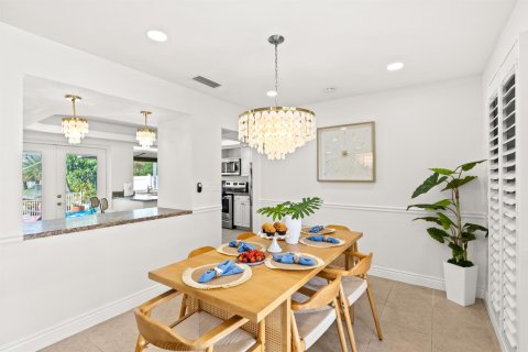 House in Fort Lauderdale, Florida 3 bedrooms, 151.43 sq.m. № 2182888 - photo 9