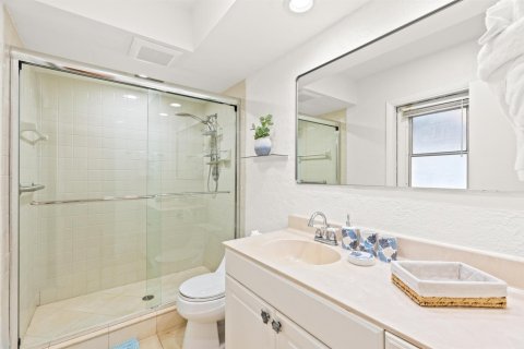 House in Fort Lauderdale, Florida 3 bedrooms, 151.43 sq.m. № 2182888 - photo 22