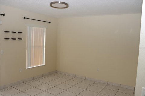 Villa ou maison à louer à Kissimmee, Floride: 3 chambres, 211.72 m2 № 2415354 - photo 5