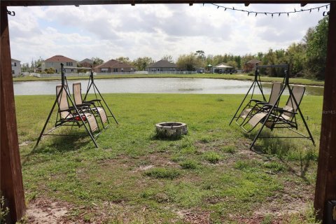 Villa ou maison à louer à Kissimmee, Floride: 3 chambres, 211.72 m2 № 2415354 - photo 24