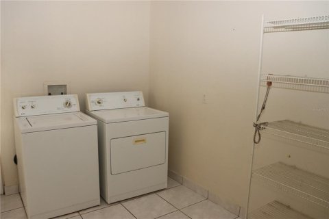 Villa ou maison à louer à Kissimmee, Floride: 3 chambres, 211.72 m2 № 2415354 - photo 7