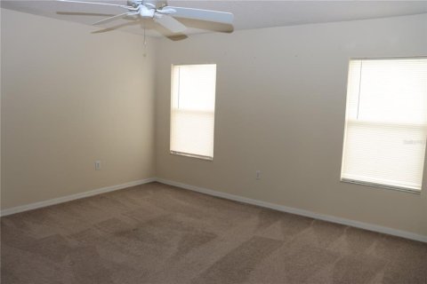 Villa ou maison à louer à Kissimmee, Floride: 3 chambres, 211.72 m2 № 2415354 - photo 13
