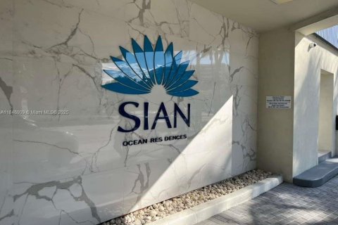 Condo in Hollywood, Florida, 1 bedroom  № 2054279 - photo 28