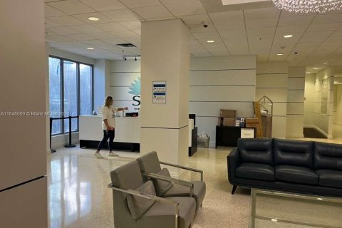 Condo in Hollywood, Florida, 1 bedroom  № 2054279 - photo 26