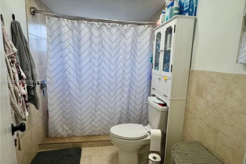 Купить виллу или дом в Майами, Флорида 4 спальни, 153.57м2, № 2015312 - фото 17