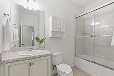 House in Punta Gorda, Florida 3 bedrooms, 135.64 sq.m. № 2195888 - photo 27