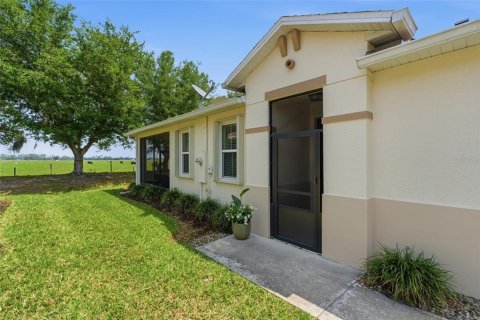 House in Punta Gorda, Florida 3 bedrooms, 135.64 sq.m. № 2195888 - photo 4