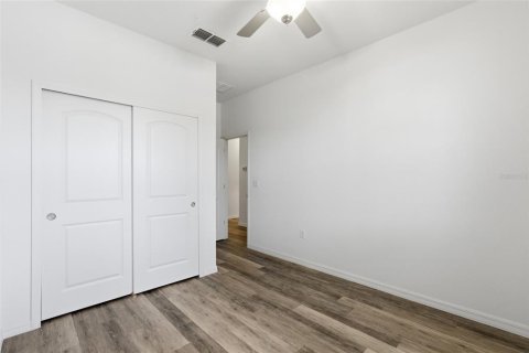 House in Punta Gorda, Florida 3 bedrooms, 135.64 sq.m. № 2195888 - photo 30