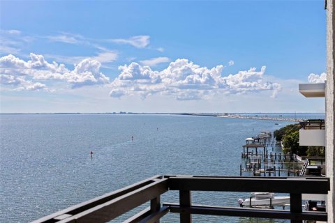 Condo in Tampa, Florida, 2 bedrooms  № 2386678 - photo 28