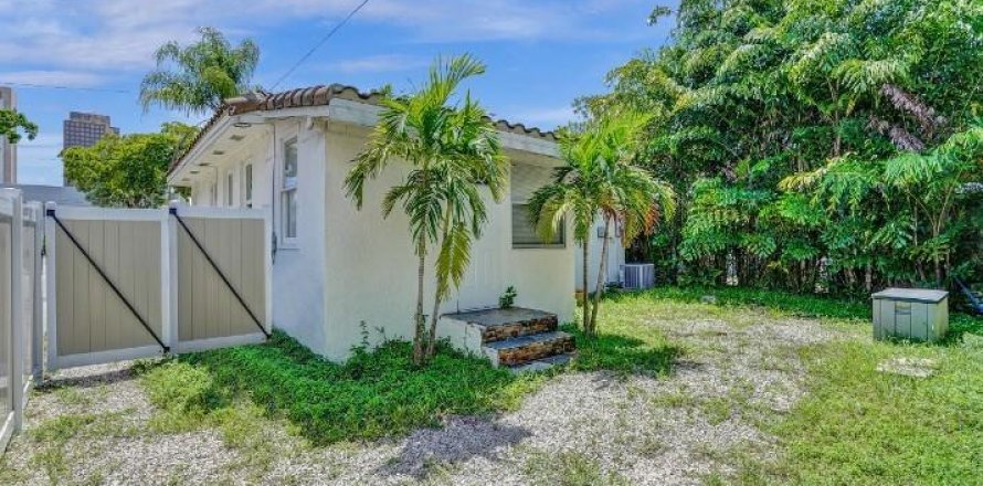 Casa en Fort Lauderdale, Florida 2 dormitorios, 212.47 m2 № 1221535
