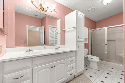 House in The Villages, Florida 2 bedrooms, 115.94 sq.m. № 1827775 - photo 23