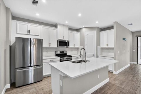 Casa en venta en Palmetto, Florida, 3 dormitorios, 170.1 m2 № 2224561 - foto 6