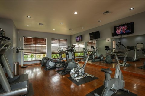 Condo in Miramar, Florida, 3 bedrooms  № 1920478 - photo 5