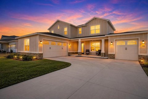 House in Ocala, Florida 4 bedrooms, 416.39 sq.m. № 2150367 - photo 2