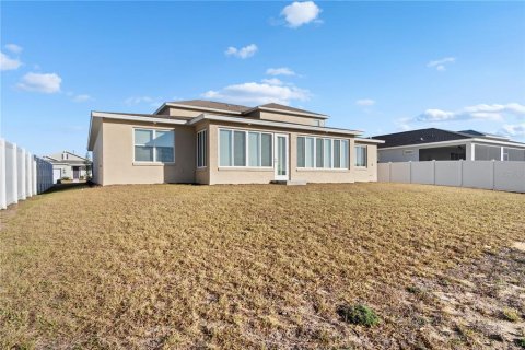 House in Ocala, Florida 4 bedrooms, 416.39 sq.m. № 2150367 - photo 6