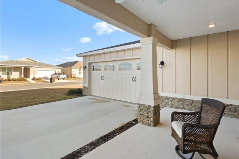 House in Ocala, Florida 4 bedrooms, 416.39 sq.m. № 2150367 - photo 10