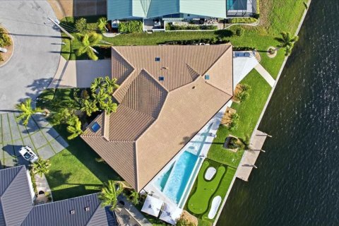 Villa ou maison à vendre à Punta Gorda, Floride: 3 chambres, 238.29 m2 № 2350332 - photo 9