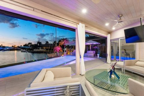 Villa ou maison à vendre à Punta Gorda, Floride: 3 chambres, 238.29 m2 № 2350332 - photo 18