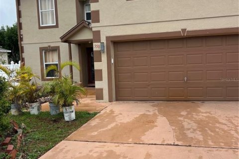 House in Kissimmee, Florida 4 bedrooms, 264.21 sq.m. № 1541156 - photo 2
