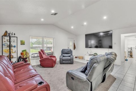 Casa en venta en Lakeland, Florida, 3 dormitorios, 159.42 m2 № 1917594 - foto 5