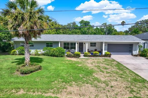House in Clearwater, Florida 4 bedrooms, 204.38 sq.m. № 1821415 - photo 29