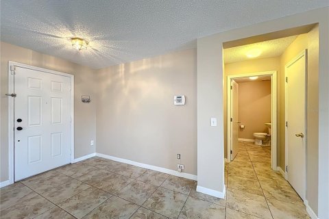 Casa en venta en Orlando, Florida, 3 dormitorios, 252.04 m2 № 2094523 - foto 5