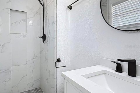 Villa ou maison à vendre à Saint Petersburg, Floride: 4 chambres, 145.21 m2 № 2221749 - photo 8