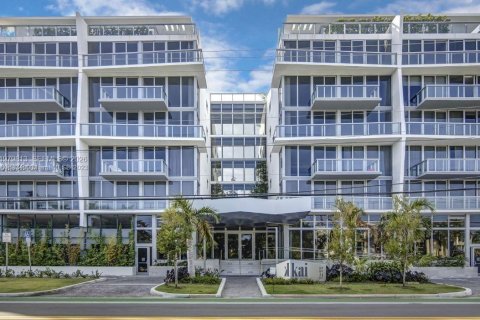 Condo in Bay Harbor Islands, Florida, 4 bedrooms  № 2046179