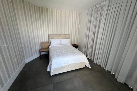 Condominio en venta en Bay Harbor Islands, Florida, 4 dormitorios, 243.4 m2 № 2046179 - foto 25