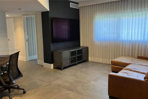 Condominio en venta en Bay Harbor Islands, Florida, 4 dormitorios, 243.4 m2 № 2046179 - foto 11