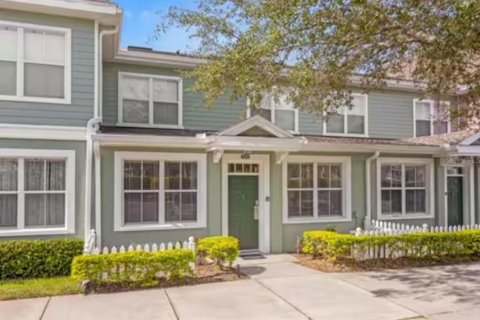 Condominio en venta en Kissimmee, Florida, 3 dormitorios, 120.4 m2 № 1835955 - foto 1