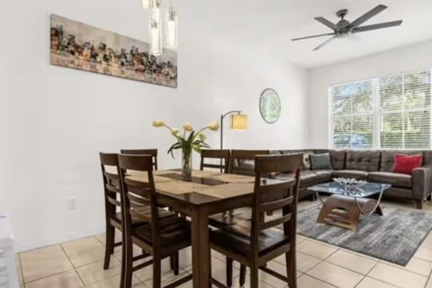 Condominio en venta en Kissimmee, Florida, 3 dormitorios, 120.4 m2 № 1835955 - foto 4