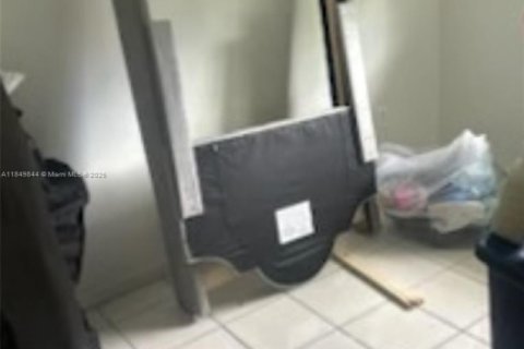 Adosado en alquiler en Homestead, Florida, 3 dormitorios, 105.91 m2 № 1936664 - foto 2