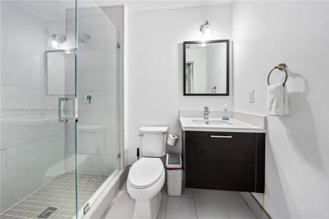 Touwnhouse à vendre à Doral, Floride: 4 chambres, 216.93 m2 № 2081759 - photo 5
