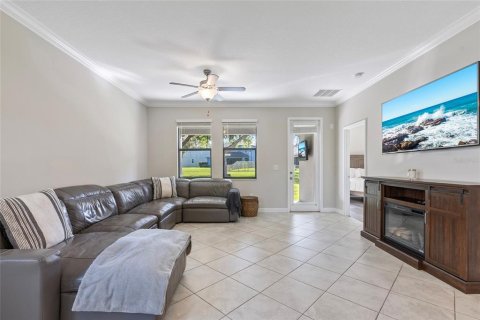 House in Wesley Chapel, Florida 4 bedrooms, 191.47 sq.m. № 1725401 - photo 25
