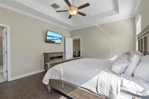 House in Wesley Chapel, Florida 4 bedrooms, 191.47 sq.m. № 1725401 - photo 8