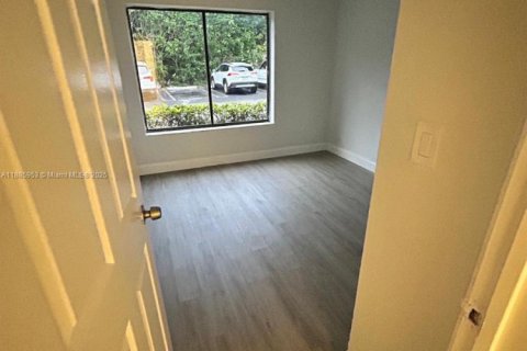 Купить кондоминиум в Корал-Спрингс, Флорида 2 спальни, 84.54м2, № 1932671 - фото 5