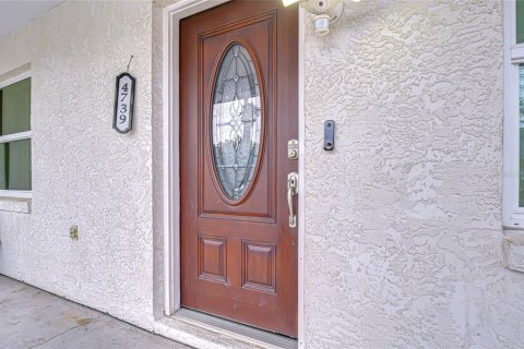 House in Zephyrhills, Florida 2 bedrooms, 88.44 sq.m. № 2236105 - photo 15