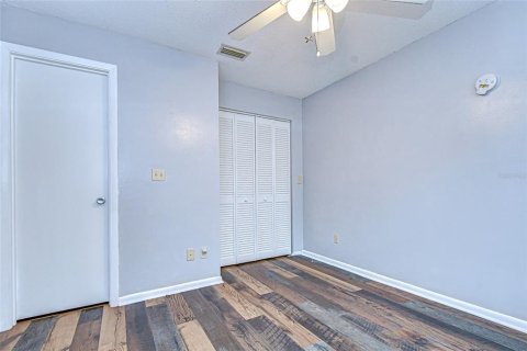House in Zephyrhills, Florida 2 bedrooms, 88.44 sq.m. № 2236105 - photo 6