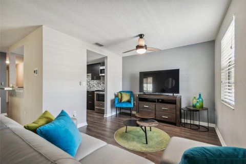 Condo in Oldsmar, Florida, 2 bedrooms  № 1734649 - photo 11