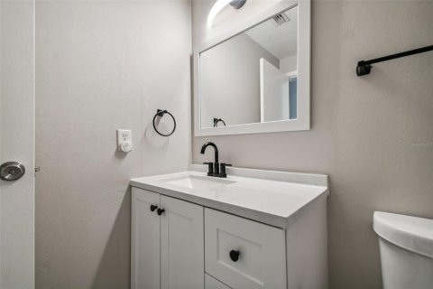 Condo in Oldsmar, Florida, 2 bedrooms  № 1734649 - photo 24