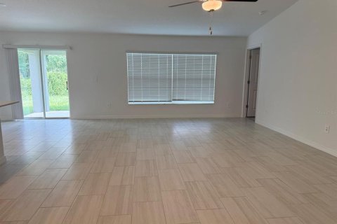 Villa ou maison à louer à San Antonio, Floride: 4 chambres, 179.86 m2 № 2405354 - photo 10