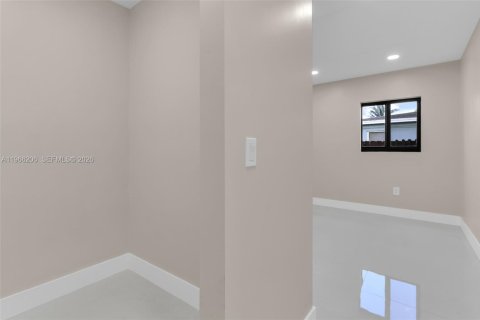 Villa ou maison à vendre à Homestead, Floride: 3 chambres № 2028076 - photo 16