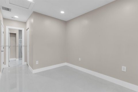 Villa ou maison à vendre à Homestead, Floride: 3 chambres № 2028076 - photo 19