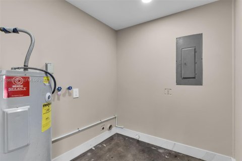 Villa ou maison à vendre à Homestead, Floride: 3 chambres № 2028076 - photo 17