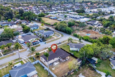 Villa ou maison à vendre à Homestead, Floride: 3 chambres № 2028076 - photo 24