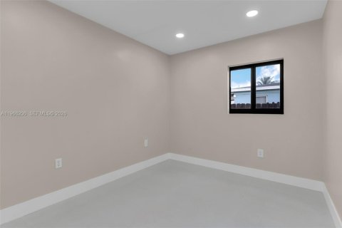 Villa ou maison à vendre à Homestead, Floride: 3 chambres № 2028076 - photo 15