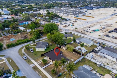 Villa ou maison à vendre à Homestead, Floride: 3 chambres № 2028076 - photo 28