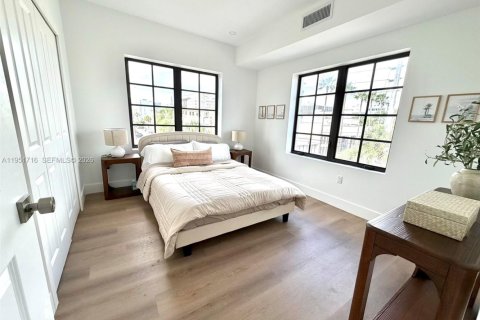 Copropriété à louer à Miami Beach, Floride: 1 chambre, 49.7 m2 № 2153160 - photo 2