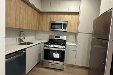 Copropriété à louer à Miami Beach, Floride: 1 chambre, 49.7 m2 № 2153160 - photo 4